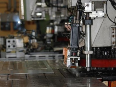 深圳鈑金加工廠常用的3種材料：合金銅、鋼、鋁